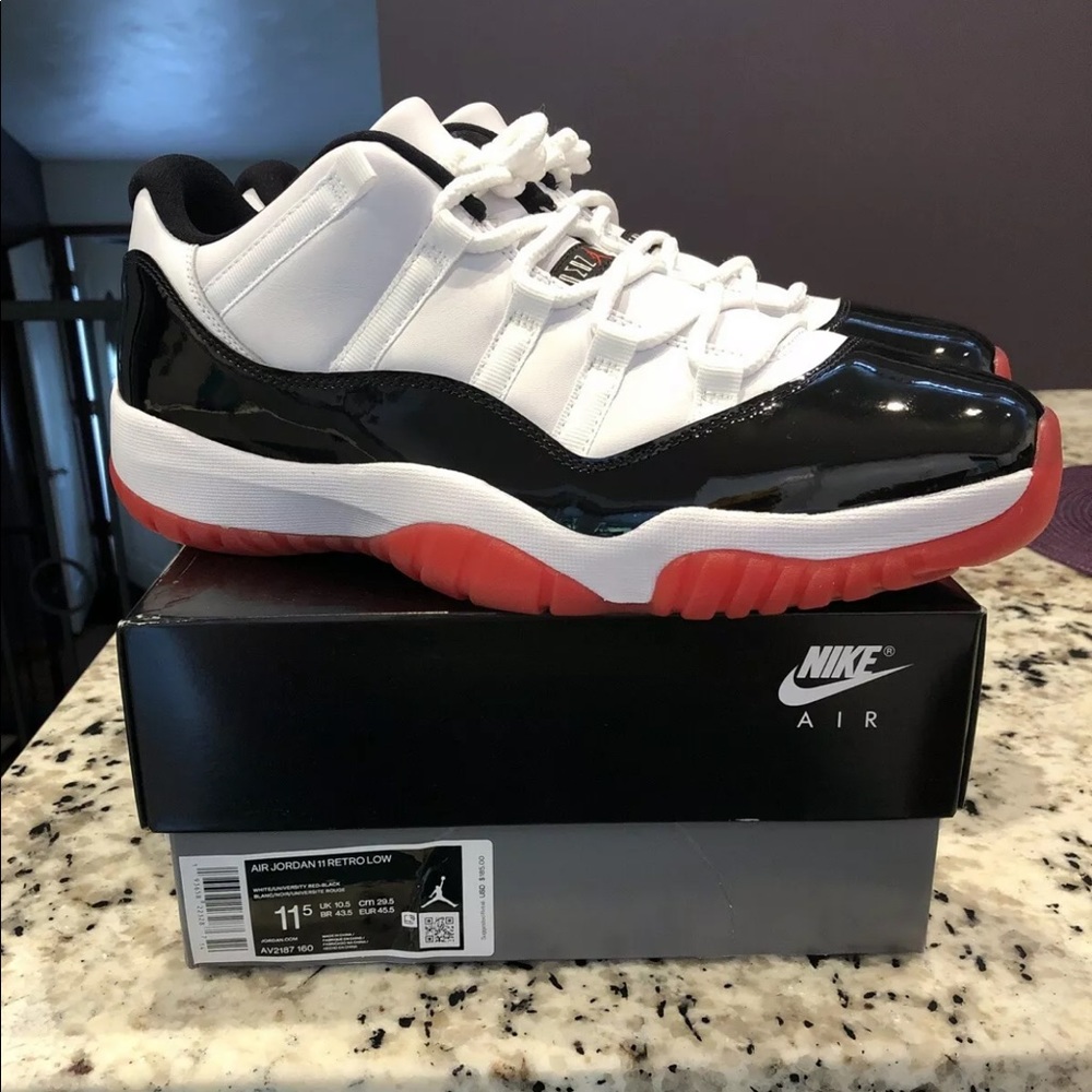 JORDAN 11 LOW CONCORD BRED